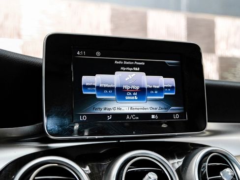 Used 2017 Mercedes-Benz GLC 300 image 23