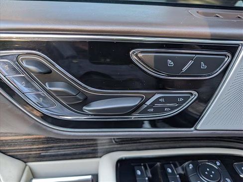 Certified 2024 Lincoln Navigator Black Label AWD/4WD image 36