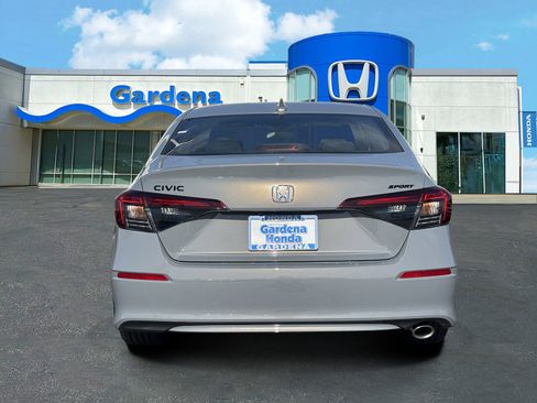 Used 2026 Honda Civic Sport image 5