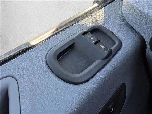 Used 2018 Ford Transit 150 XL RWD image 10