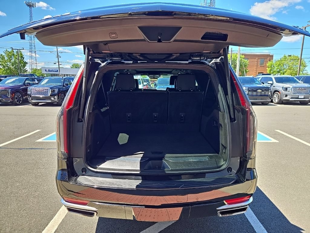 Used 2023 Cadillac Escalade ESV Premium Luxury AWD/4WD image 67