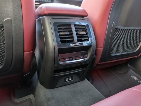 Used 2022 BMW X3 M40i AWD/4WD image 37