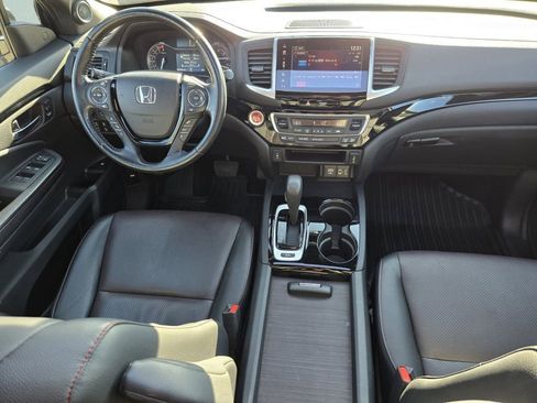 Certified 2019 Honda Ridgeline Black Edition image 31