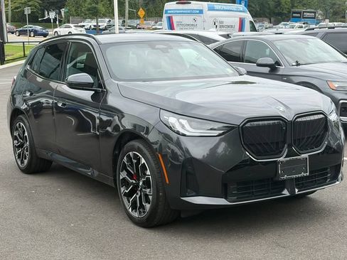Used 2026 BMW X3 xDrive30i w/ Premium Package AWD/4WD image 3