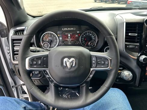 Used 2025 RAM 1500 Laramie AWD/4WD image 39