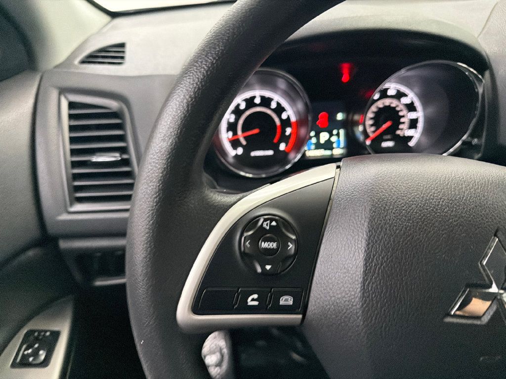 Used 2019 Mitsubishi Outlander Sport ES FWD image 23
