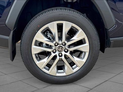 New 2025 Toyota RAV4 XLE Premium image 11