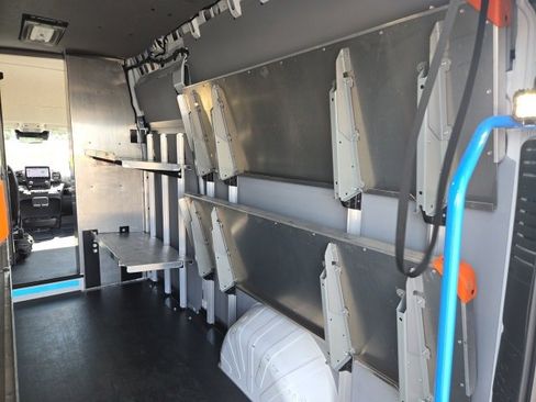 Used 2024 RAM ProMaster 3500 w/ Delivery Van Package image 8