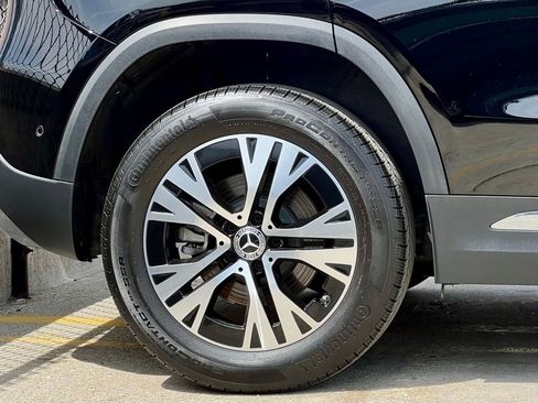 Certified 2026 Mercedes-Benz GLA 250 4MATIC image 9