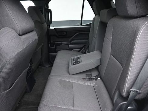Certified 2026 Toyota 4Runner SR5 AWD/4WD image 29