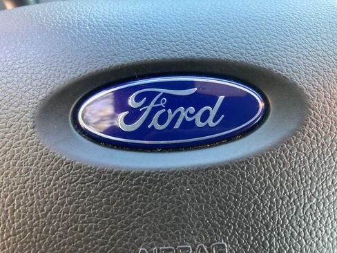 Used 2017 Ford Explorer Limited w/ Equipment Group 301A AWD/4WD image 28