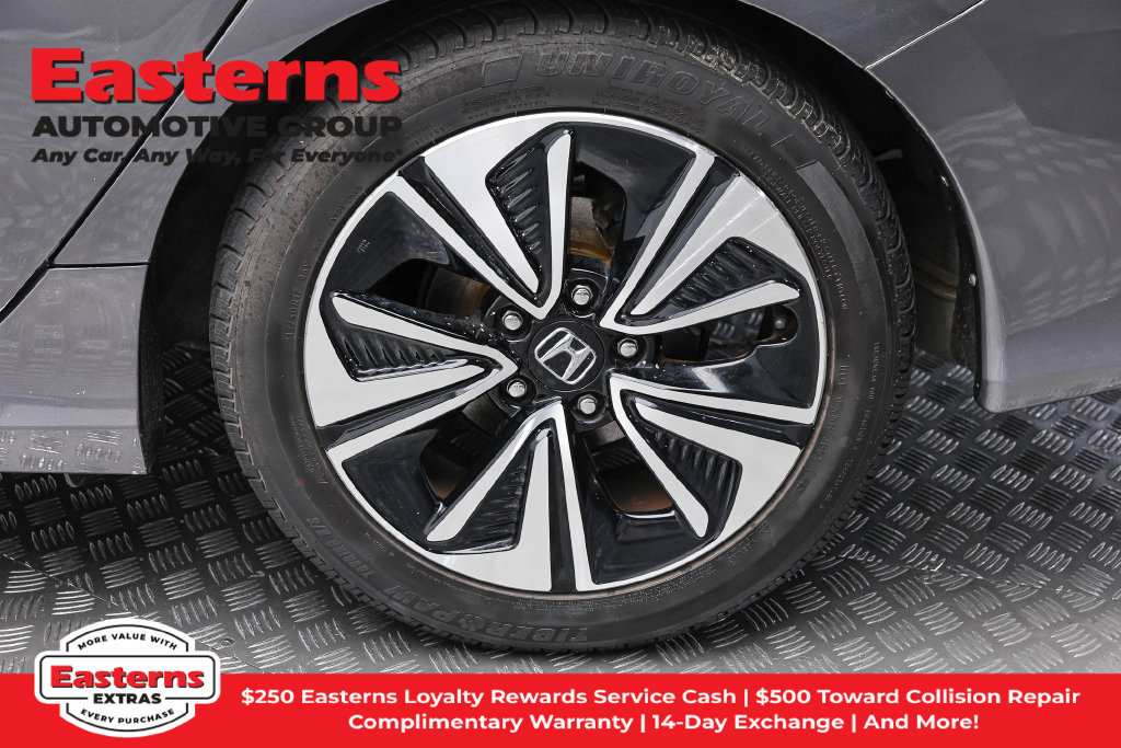 Used 2017 Honda Civic EX-T image 9