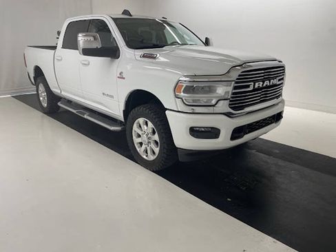 Used 2023 RAM 2500 Laramie AWD/4WD image 1