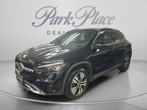 Used 2025 Mercedes-Benz GLA 250 image 1