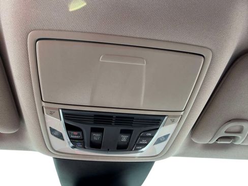 Used 2024 Acura MDX SH-AWD image 31