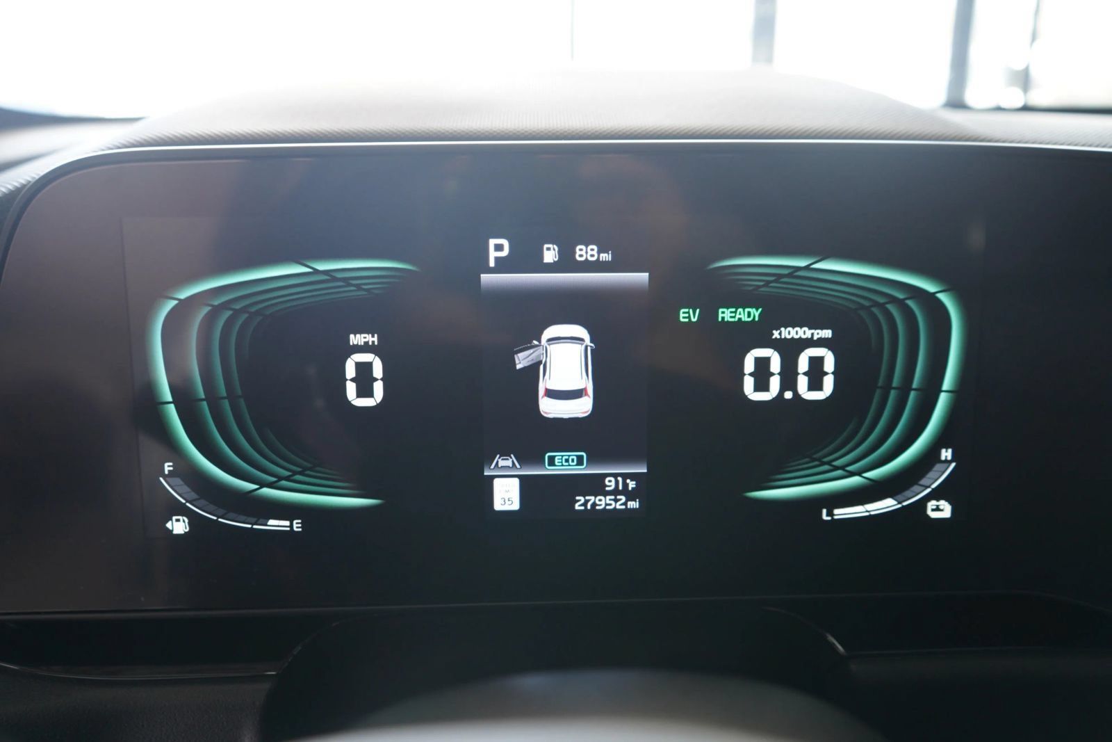 Used 2023 Kia Niro FWD image 8