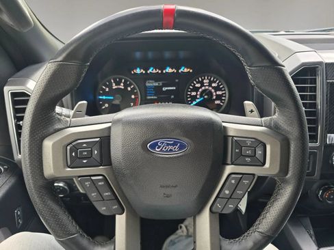 Used 2019 Ford F150 XLT w/ Equipment Group 302A Luxury AWD/4WD image 16