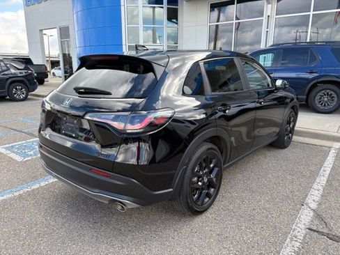 Certified 2025 Honda HR-V Sport image 3