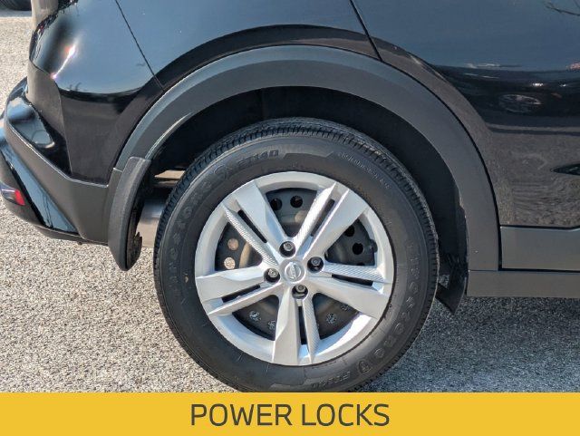 Used 2024 Nissan Kicks S FWD image 12