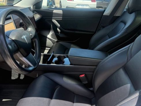 Used 2019 Tesla Model 3 Standard Range Plus RWD image 12