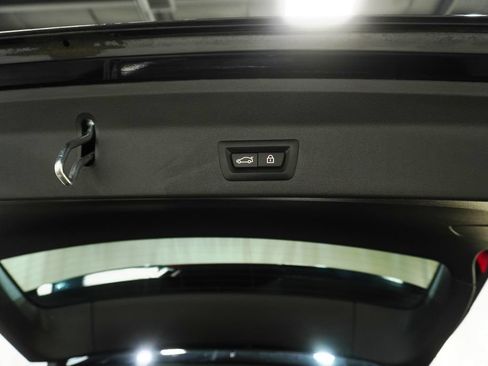 Used 2022 BMW X3 xDrive30i AWD/4WD image 6
