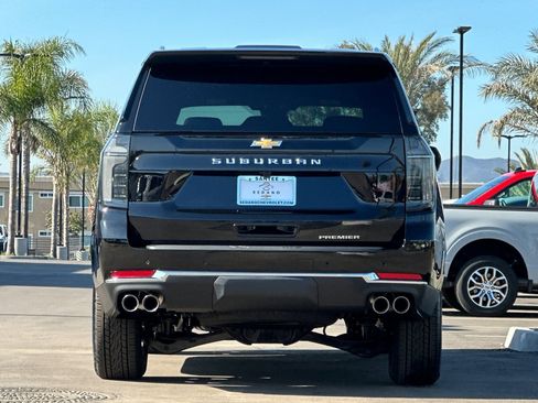 New 2026 Chevrolet Suburban Premier image 5