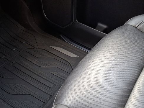 Certified 2023 GMC Sierra 1500 SLT w/ SLT Premium Package image 26