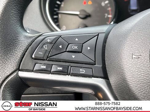 Certified 2020 Nissan Rogue S image 19