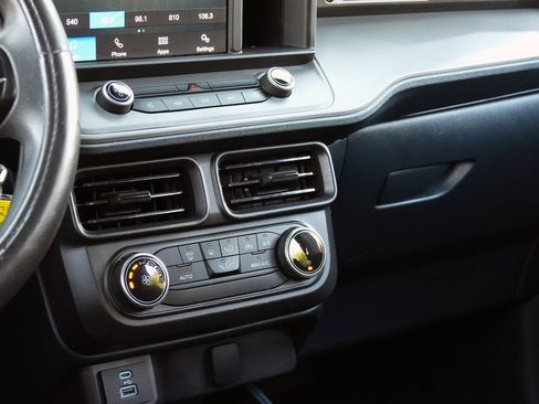 Used 2023 Ford Maverick XL FWD image 9