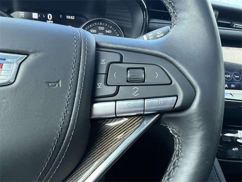 Certified 2024 Cadillac XT6 Premium Luxury w/ Platinum Package image 28