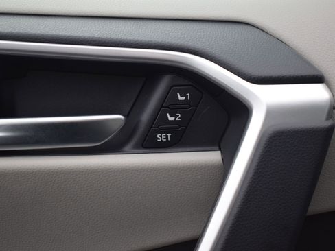 Used 2025 Toyota RAV4 XLE Premium w/ Weather Package image 15