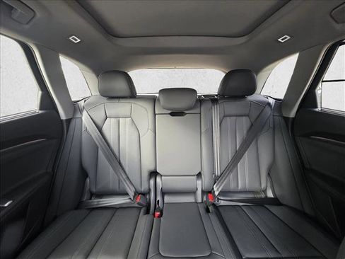 New 2026 Audi Q5 Premium AWD/4WD image 12