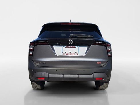 New 2025 Nissan Kicks SR image 5