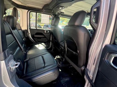 Used 2018 Jeep Wrangler Unlimited Sahara w/ Dual Top Group image 15