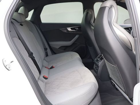 Used 2022 Audi S4 Premium Plus w/ Premium Plus Package image 20