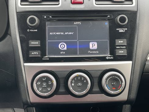 Used 2015 Subaru Crosstrek 2.0i Premium w/ Moonroof Package image 30