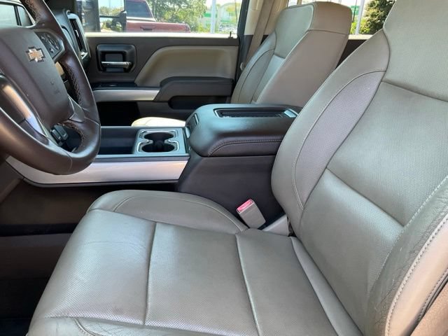 Used 2016 Chevrolet Silverado 2500 LTZ w/ Duramax Plus Package AWD/4WD image 5