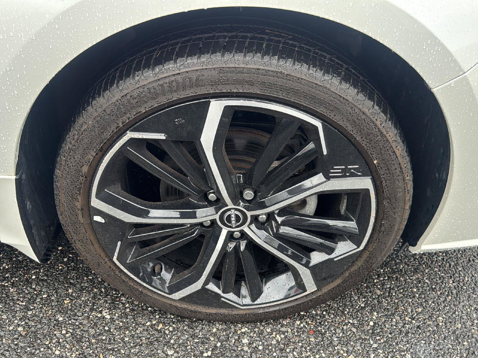 Used 2023 Nissan Altima 2.5 SR FWD image 27