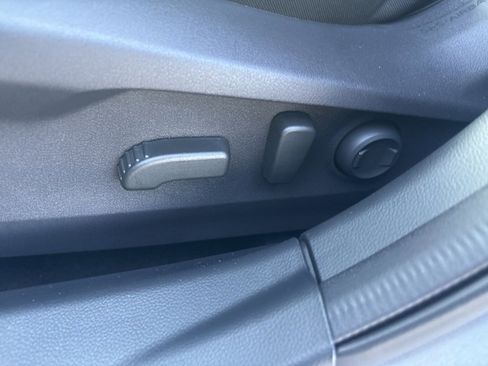 New 2025 Subaru Outback Premium image 18