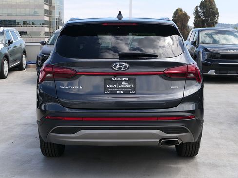 Used 2023 Hyundai Santa Fe SE AWD/4WD image 4