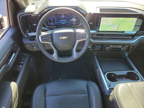 Certified 2025 Chevrolet Silverado 2500 LTZ w/ LTZ Convenience Package image 20