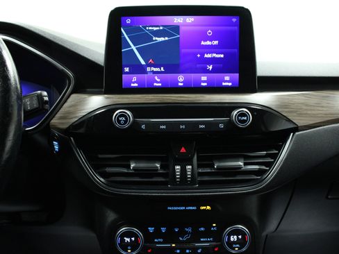 Used 2020 Ford Escape Titanium image 20