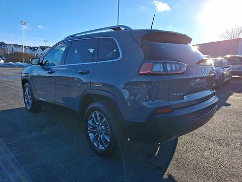 Certified 2019 Jeep Cherokee Latitude Plus w/ Comfort/Convenience Group image 7