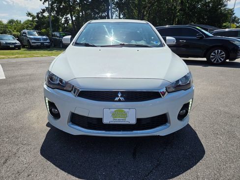 Used 2017 Mitsubishi Lancer ES FWD image 2