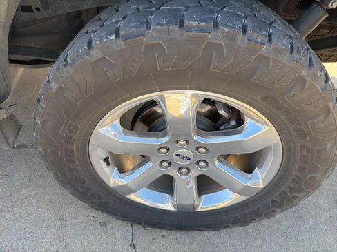 Used 2022 Ford F150 Lariat w/ Equipment Group 502A High image 11