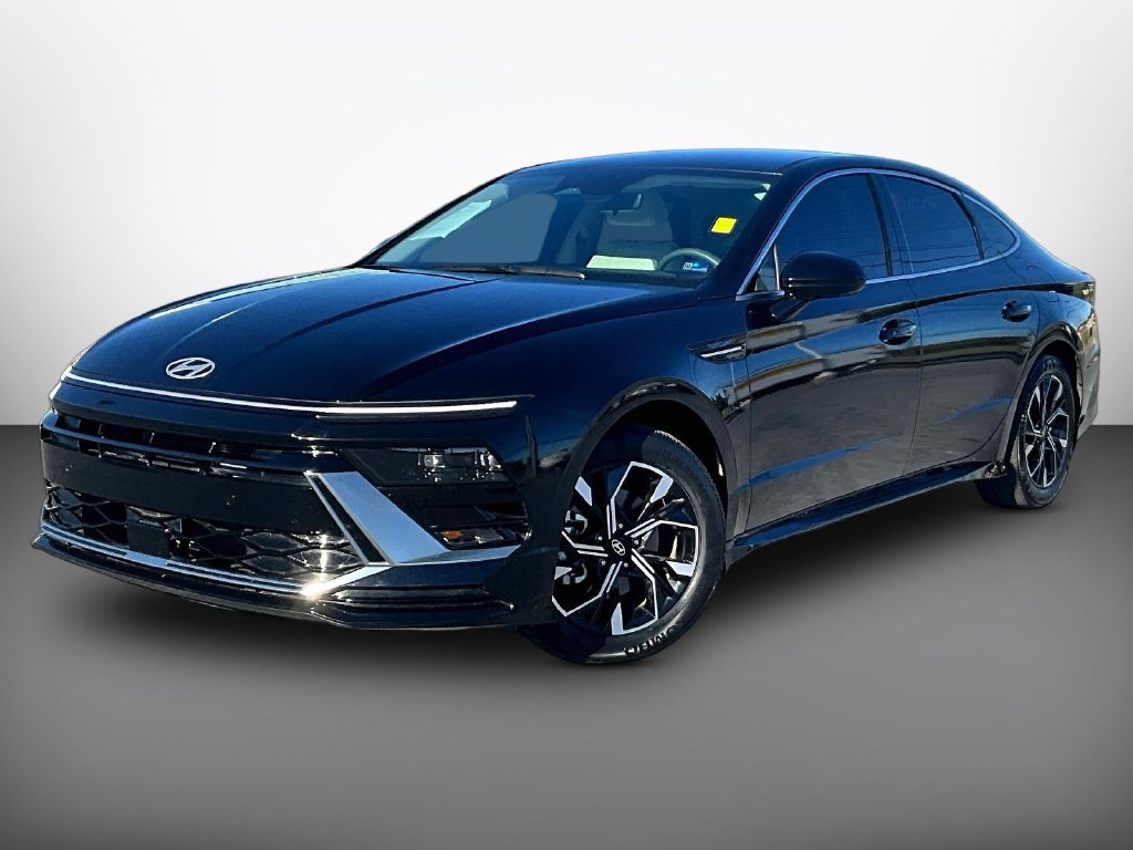 Certified 2025 Hyundai Sonata SEL FWD image 3