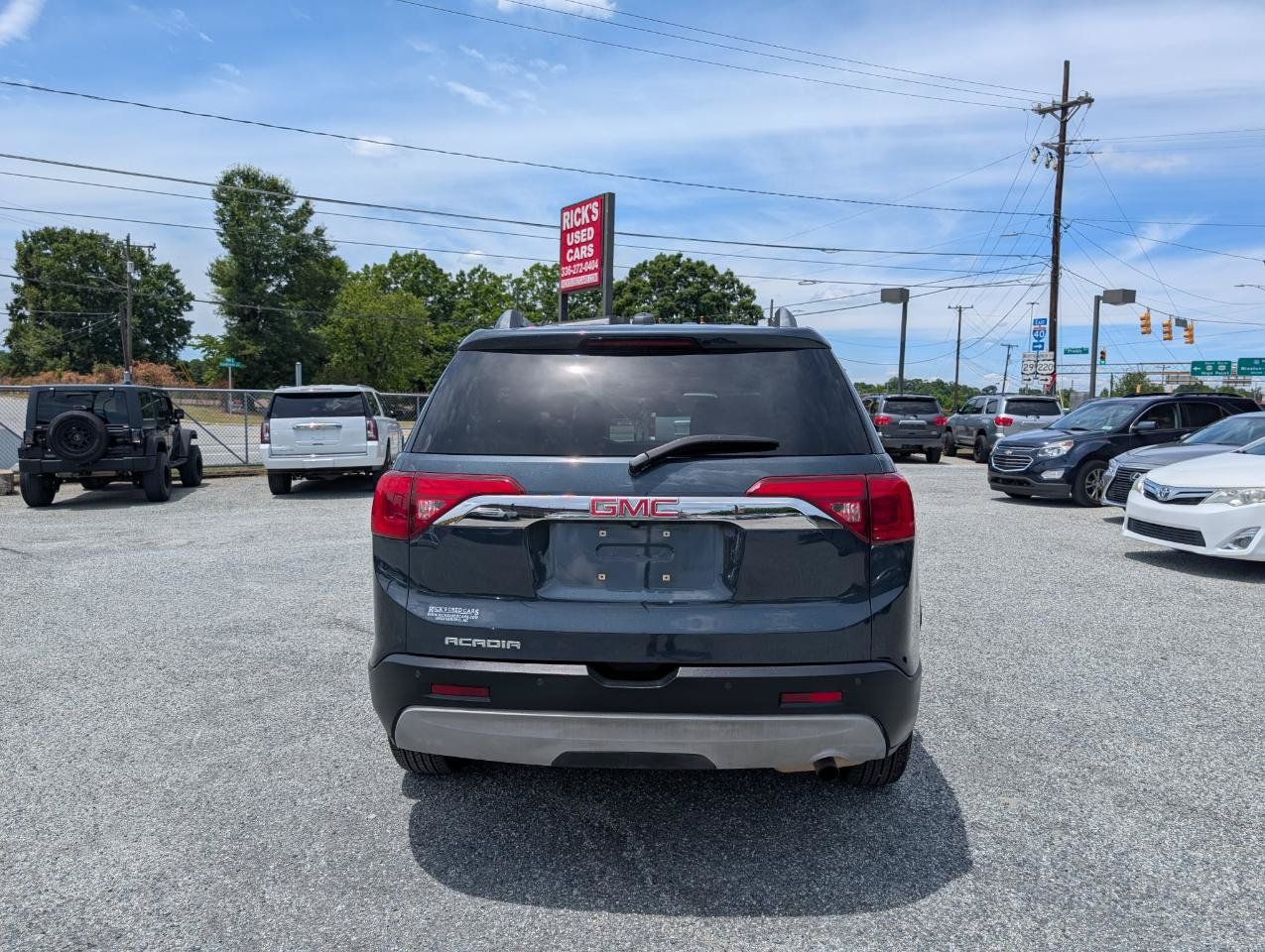 Used 2019 GMC Acadia SLT FWD image 8