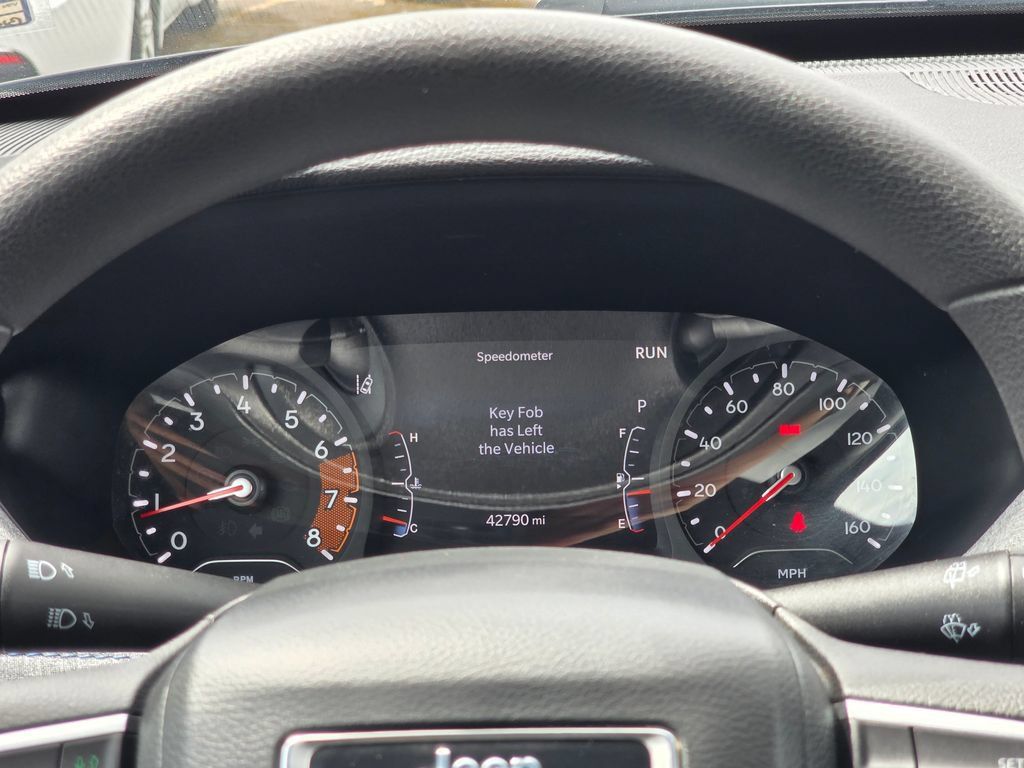 Used 2024 Jeep Compass Sport AWD/4WD image 19