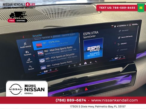 Used 2025 BMW M5 w/ Carbon Package image 20