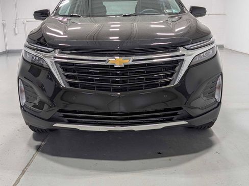 Used 2022 Chevrolet Equinox LT AWD/4WD image 2
